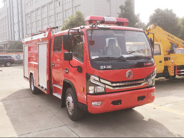 東風(fēng)5噸泡沫消防車