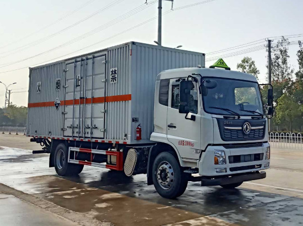 東風天錦腐蝕性物品廂式運輸車